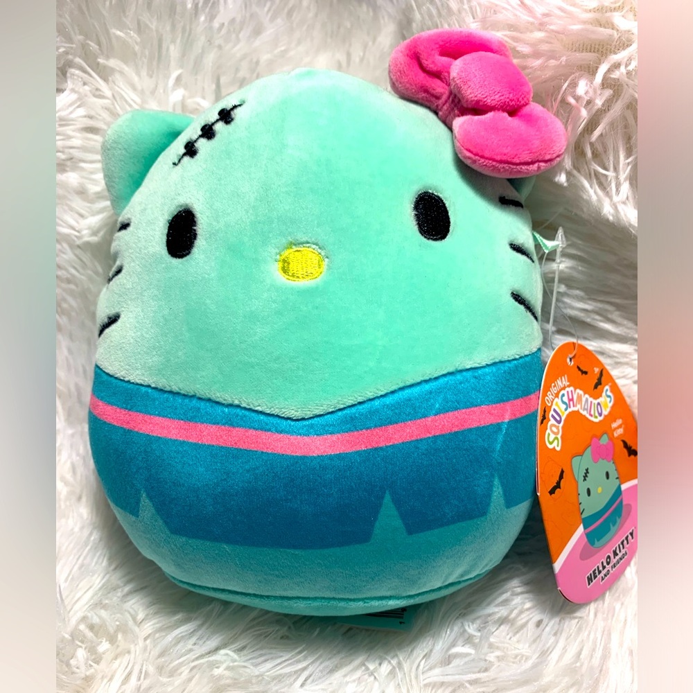 Halloween Sanrio Squishmallow Plush 6.5in